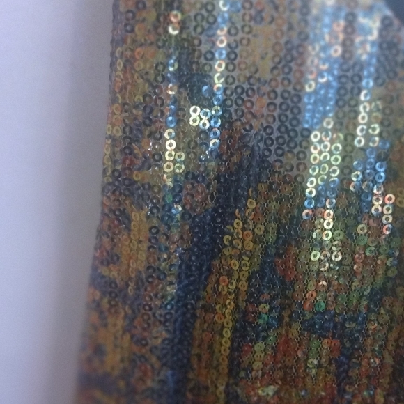 Almost Famous Gold Sequins Print Tank - Picture 3 of 12